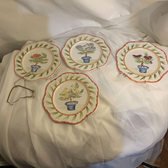 MARIPOSA Christmas salad Dessert Plates Set of‎ 4 Signed 2000 D: 8